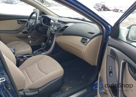 2016 Hyundai Elantra Value Edition z USA, uszkodzony, nr VIN KMHDH4AE8GU567518